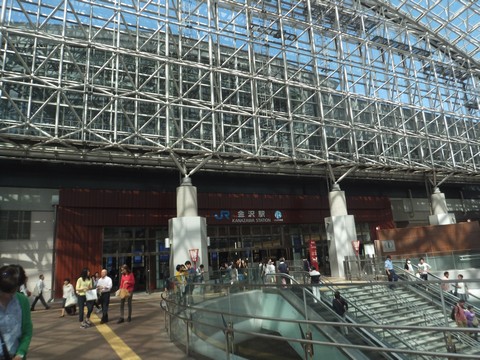 北陸新幹線　金沢駅